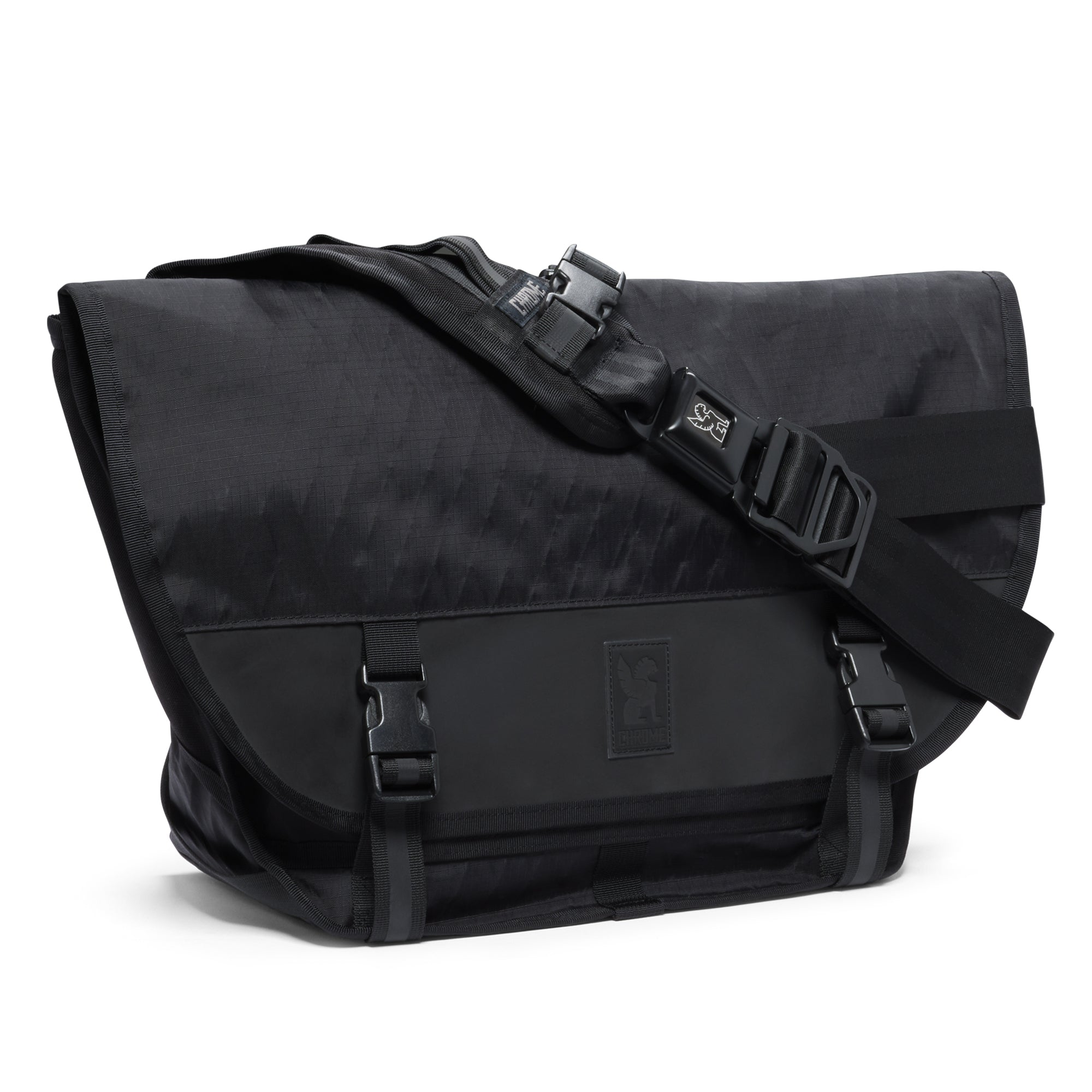 20L Messenger in new black XRF fabric #color_black xrf