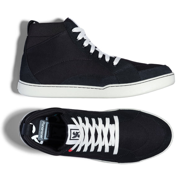 Black/ White